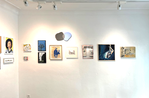 Ausstellungswand in der HWL Galerie